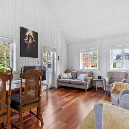 ゲストハウス Beautiful House In 3*