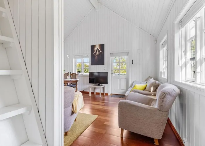 Beautiful House In Risør